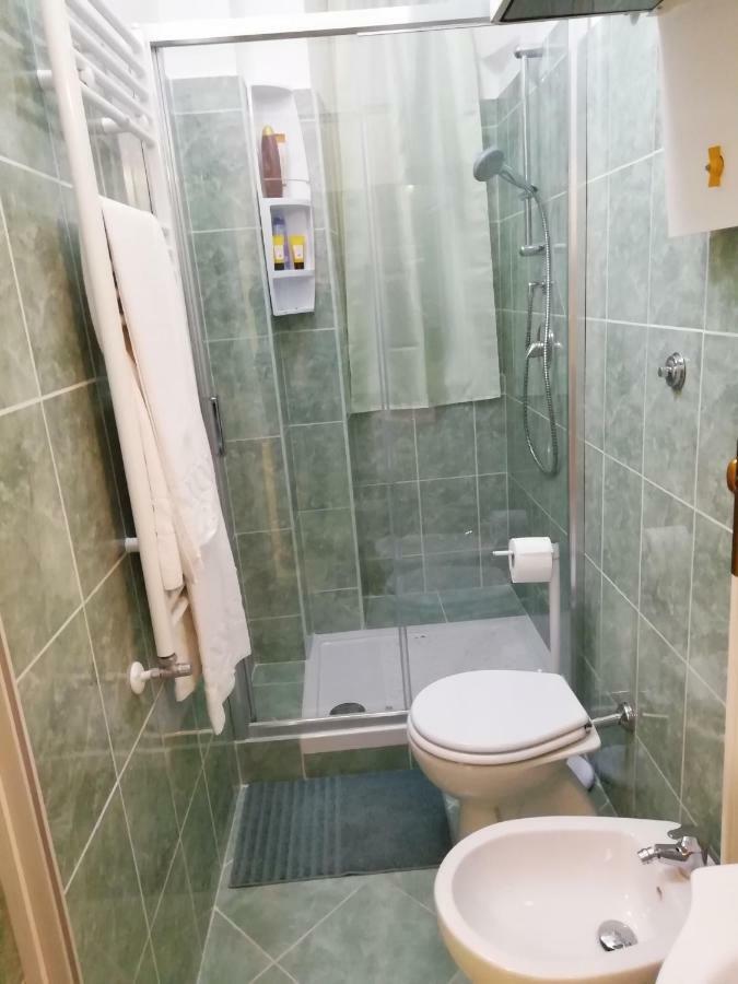 רומא Apartment Urbino 33 מראה חיצוני תמונה