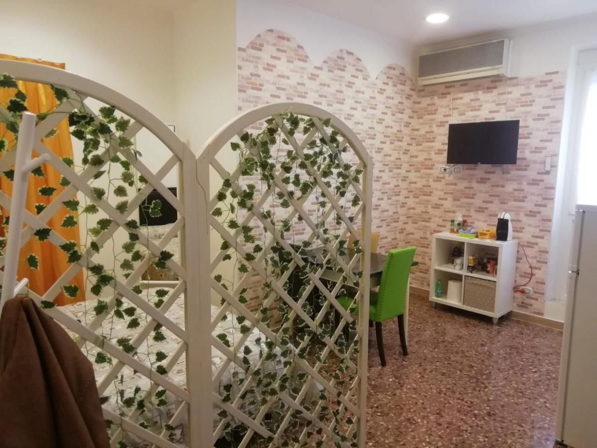 רומא Apartment Urbino 33 מראה חיצוני תמונה