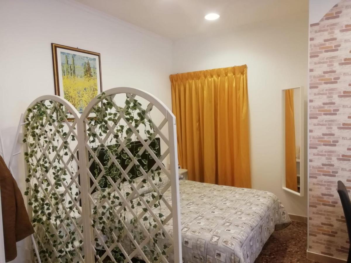 רומא Apartment Urbino 33 מראה חיצוני תמונה
